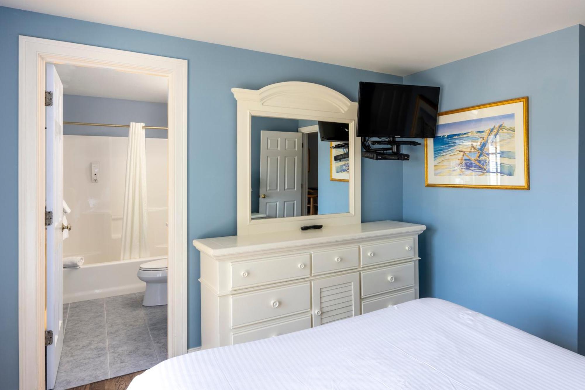 Beachside Village Resort Фолмут Экстерьер фото